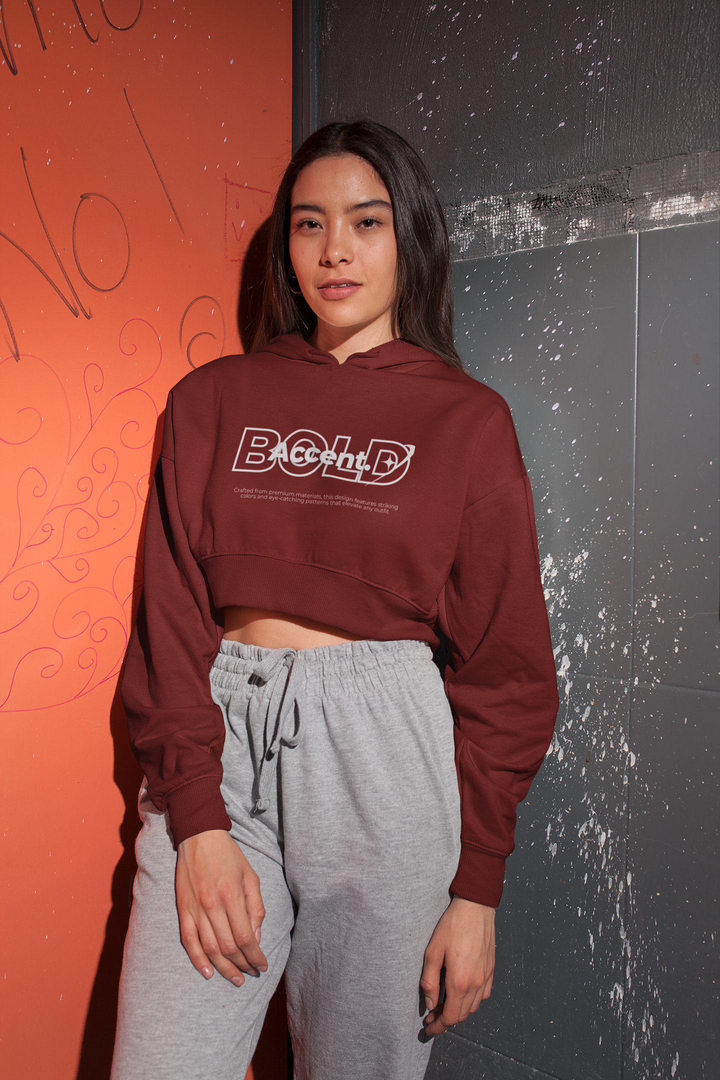 BOLD ACCENT CROP HOODIE FOR WOMENS